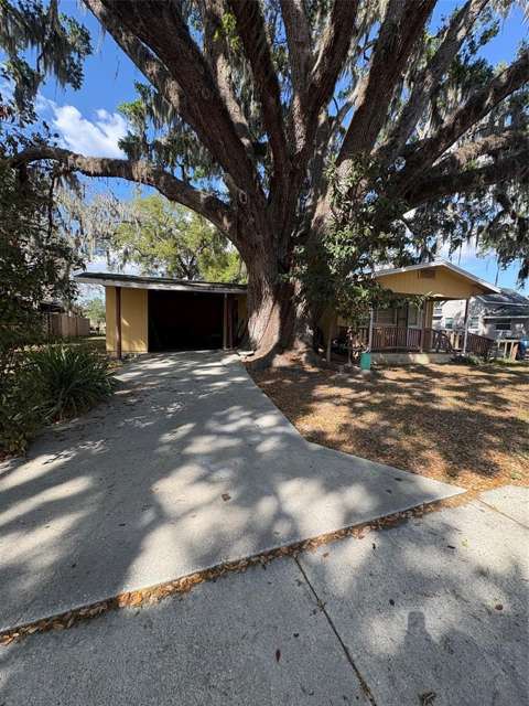 422 W Broadway Street, home for sale in Fort Meade 33841