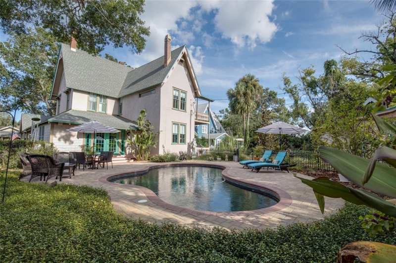 4 bedroom Single Family Residence at 101 Read Street, Saffords A P K, Tarpon Springs — photo 1