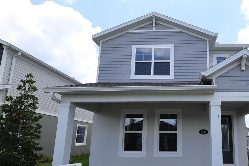 4 bedroom Single Family Residence at 1347 Lumpini Street, Center Lake On The Park, St Cloud — photo 2