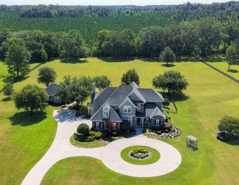 6 bedroom Single Family Residence at 10401 NW 153rd Terrace, Red Oak Estates, Alachua — photo 1