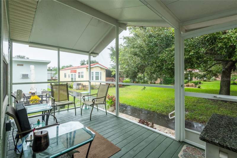 2 bedroom Manufactured Home at 6544 La Mesa Road, Caliente Casita Village, Land O Lakes — photo 4