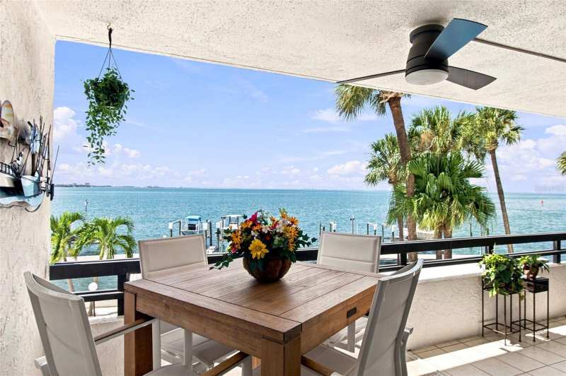 2 bedroom Condominium at 5700 Mariner Street #204W, 5700 Mariner Condo Apart, Tampa — photo 1