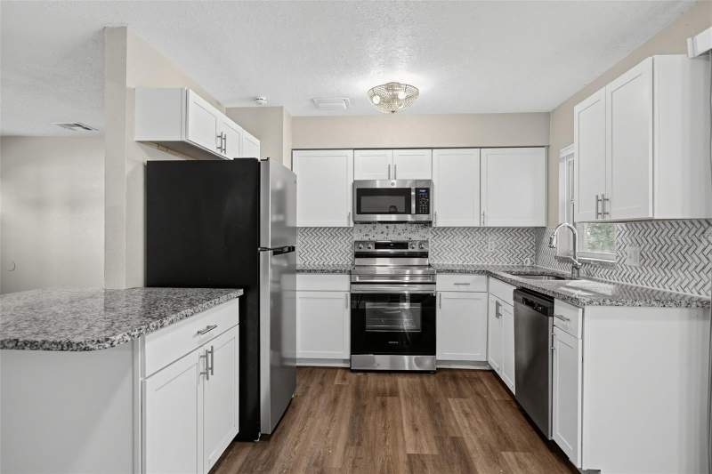 4 bedroom Single Family Residence at 4750 Goldsboro Court, Malibu Groves Fourth Add, Orlando — photo 4