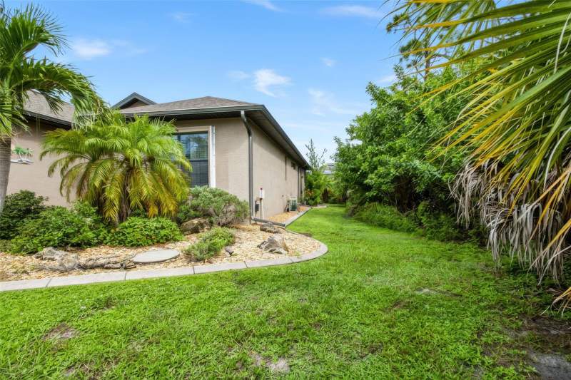 3 bedroom Single Family Residence at 142 Yellow Pine Drive, Rotonda Lakes, Rotonda West — photo 4