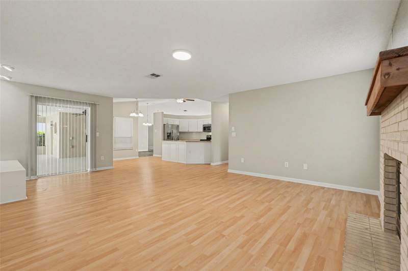 3 bedroom Single Family Residence at 9389 Fox Hollow Lane, Glen Lakes Ph 1, Weeki Wachee — photo 5