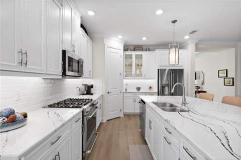 4618 Isonzo Way, Wesley Chapel FL - photo 14 of 95