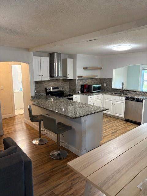 3 bedroom Single Family Residence at 4035 14th Avenue, Salehs W B Resub, St Petersburg — photo 3