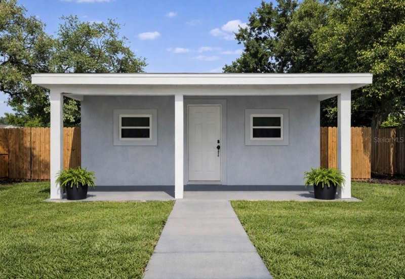 4 bedroom Single Family Residence at 8906 N Albany Avenue, Carroll City, Tampa — photo 1