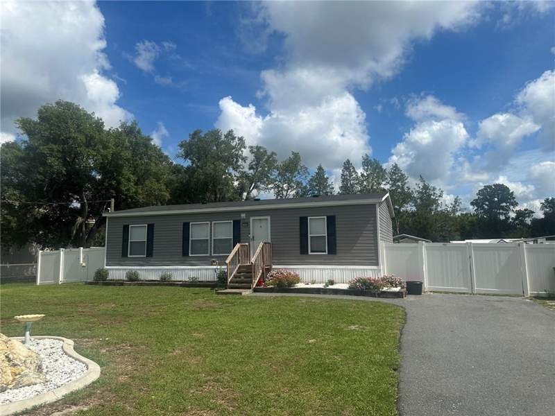3 bedroom home at 7203 W Brady Lane, Homosassa, Homosassa — photo 4