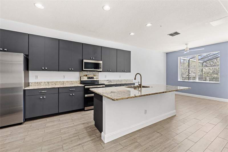 6 bedroom Single Family Residence at 16943 SUNRISE VISTA DRIVE, SUNRISE LAKES PH III SUB, CLERMONT — photo 3