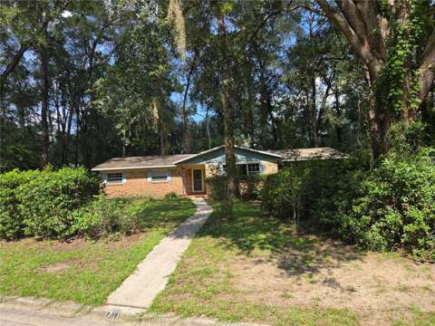 909 NW 39Th Street, home for sale in Gainesville 32605