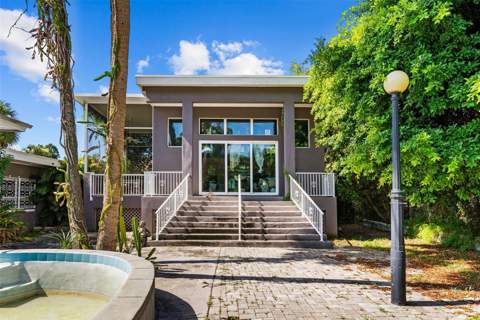 211 S Shore Crest Drive, Tampa FL - photo 9 of 16