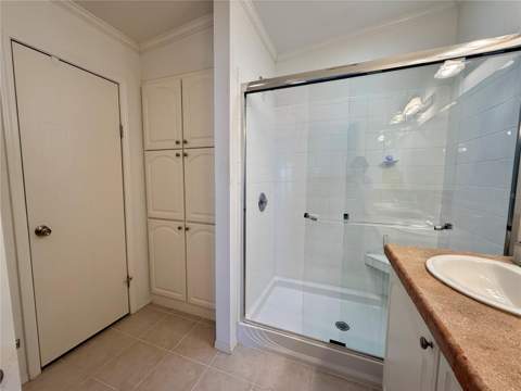 209 S Port Royal Lane, Apollo Beach FL - photo 14 of 38