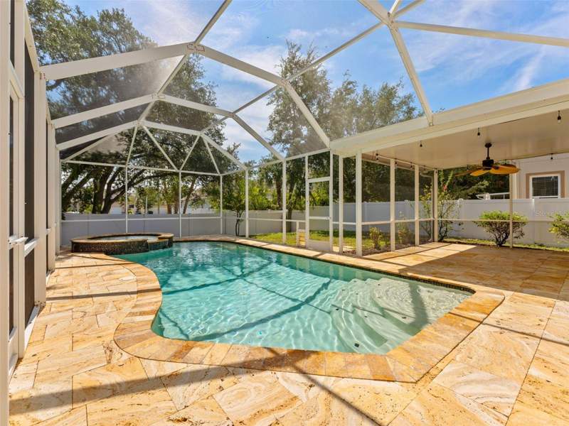 4 bedroom Single Family Residence at 7606 S Sparkman Street, Port Tampa City Map, Tampa — photo 2