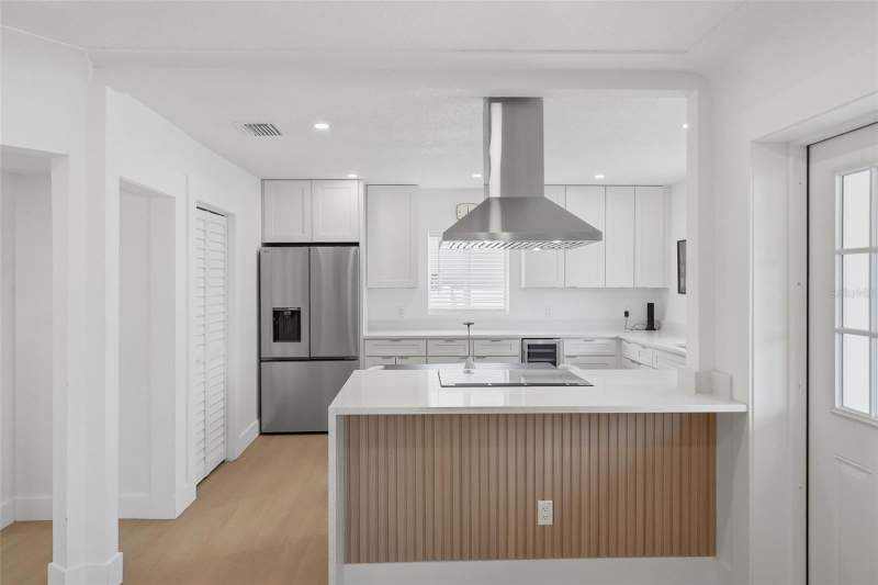 3 bedroom Single Family Residence at 1962 15th Avenue, Brightwood, St Petersburg — photo 2