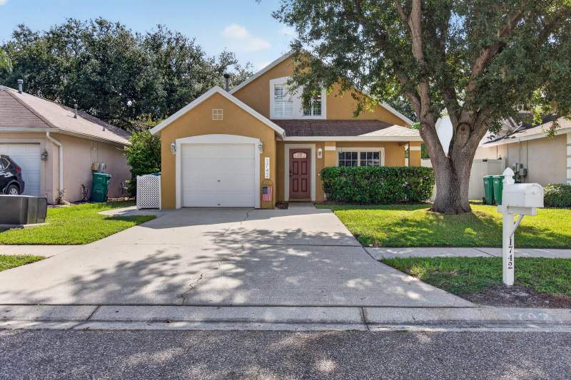 Thousand Oaks Multi FamilyHomes for Sale in Trinity, FL