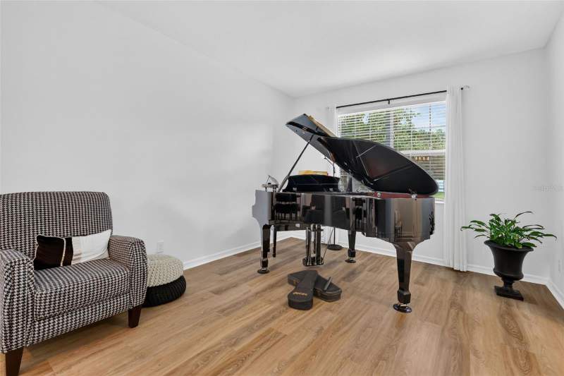 4 bedroom Single Family Residence at 1450 Osprey Ridge Drive, Spring Ridge Estates, Eustis — photo 4