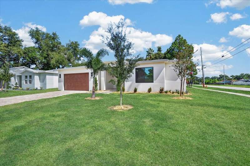 4 bedroom Single Family Residence at 12509 83RD AVENUE, BOCA CIEGA RIDGE 2ND ADD, SEMINOLE — photo 3