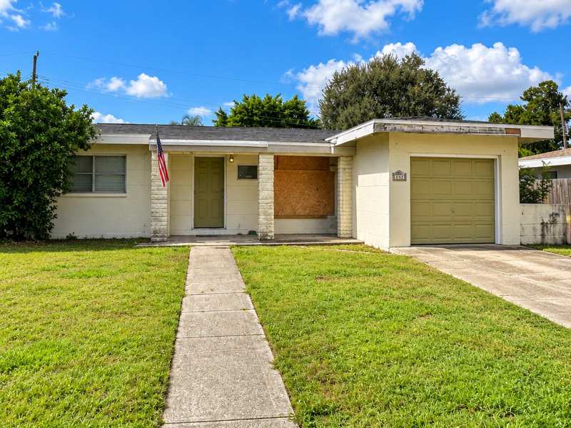 3 bedroom Single Family Residence at 540 Sharon Circle, Port Charlotte Sec 004, Port Charlotte — photo 1