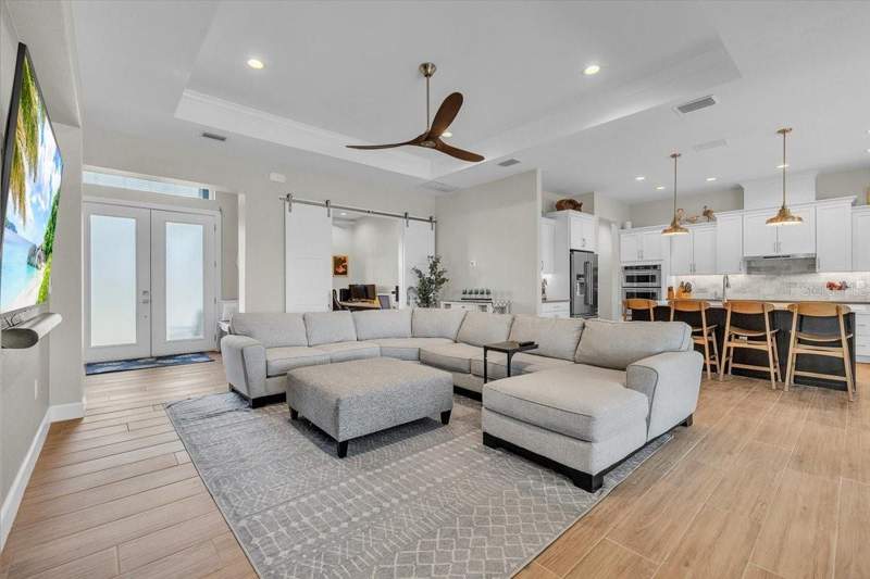 3 bedroom Single Family Residence at 15084 Taurus Circle, Port Charlotte Sec 093, Port Charlotte — photo 4