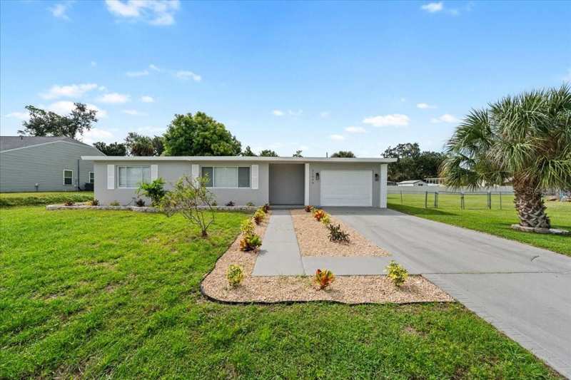 3 bedroom Single Family Residence at 21059 Exmore Avenue, Port Charlotte Sec 027, Port Charlotte — photo 1