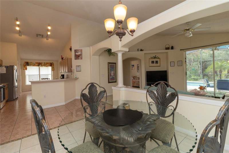 4 bedroom Single Family Residence at 4626 Eagle Peak Drive, Eagle Pointe Ph 2, Kissimmee — photo 5