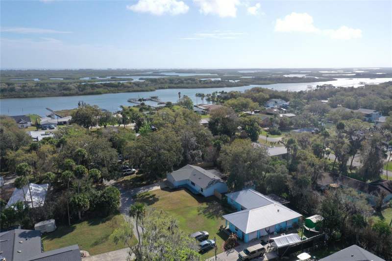 3 bedroom Single Family Residence at 168 N Cory Drive, Cory Estates, Edgewater — photo 2