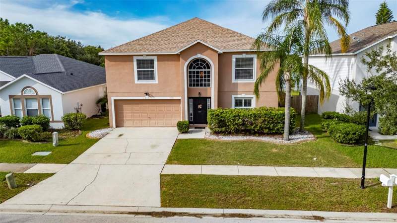 4 bedroom Single Family Residence at 13531 Mango Bay Drive, South Fork Unit 3, Riverview — photo 3
