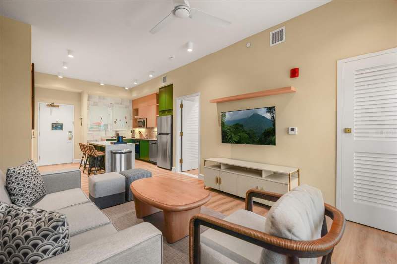 2 bedroom Condo - Hotel at 8061 Vacation Avenue #104, Sunset Walk Hotel Condo Ph 2-5, Kissimmee — photo 5