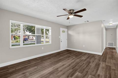 4750 Goldsboro Court, Orlando FL - photo 8 of 29