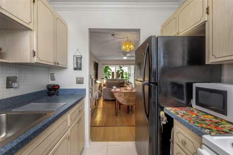 2001 Greenbriar Boulevard #17, Clearwater FL - photo 6 of 6