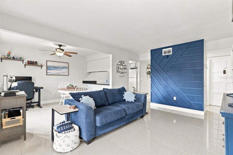1 bedroom Condominium at 1000 Lake Of The Woods Boulevard #202B, Ashwood Condo, Fern Park — photo 2