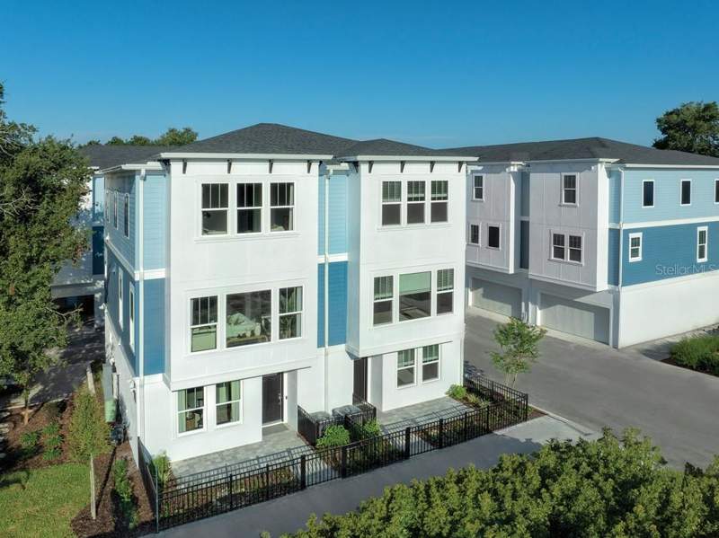 Apex At Seminole Heights