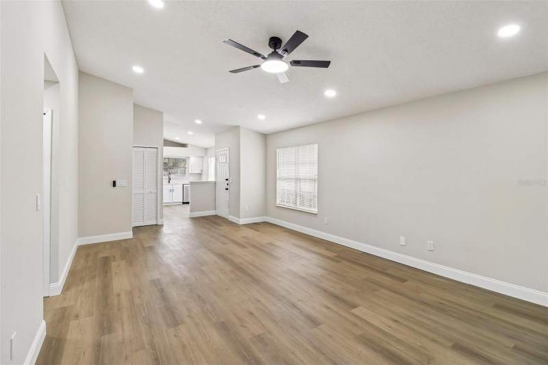 3 bedroom Single Family Residence at 106 Lamplighter Drive, Mayfair Meadows, Sanford — photo 2