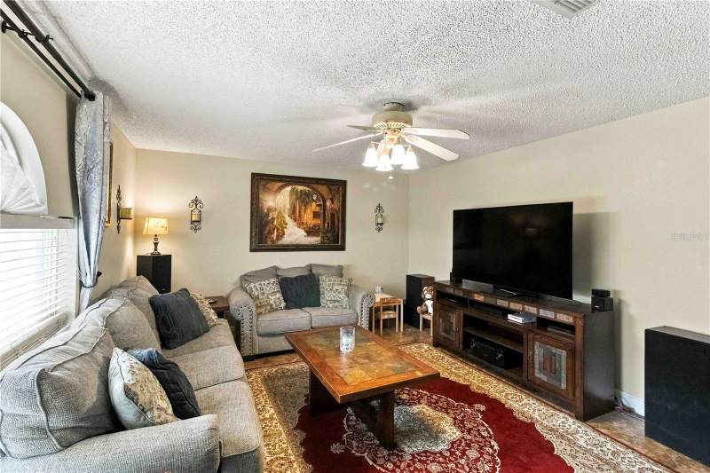 4 bedroom Single Family Residence at 1103 Soaring Osprey Way, Copper Ridge Tr G1, Valrico — photo 5