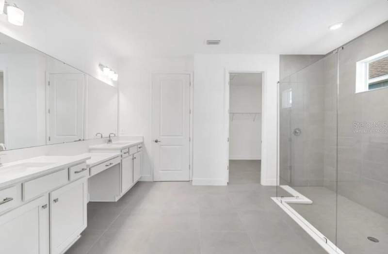 4 bedroom Single Family Residence at 12940 Harvest Rain Avenue, Harvest At Ovation, Winter Garden — photo 4