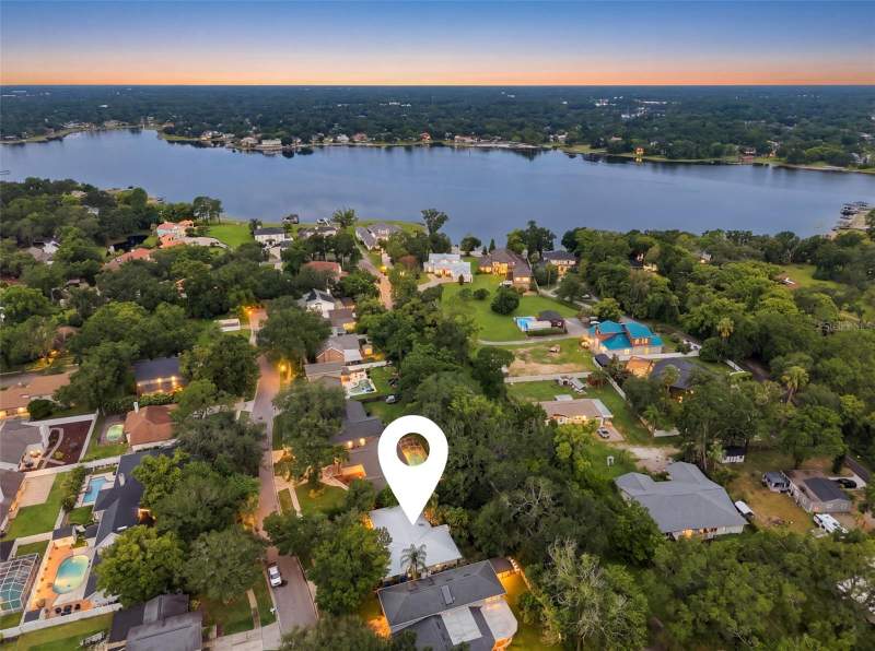 3 bedroom Single Family Residence at 2107 W Fore Drive, Forest Hills Estates, Tampa — photo 5