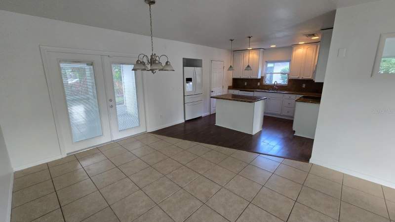 3 bedroom Single Family Residence at 8420 Tupelo Drive, Temple Park Unit 2, Tampa — photo 4