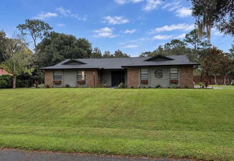 3 bedroom Single Family Residence at 804 Lake Drive, Lost Hill Lake Estates Unit 02, Deland — photo 1