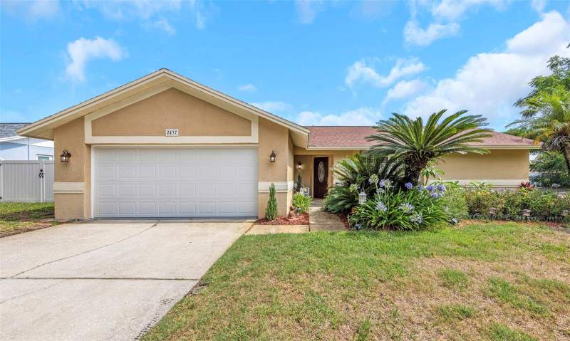 3 bedroom Single Family Residence at 2437 HAWK AVENUE, EAGLE CHASE, PALM HARBOR — photo 1