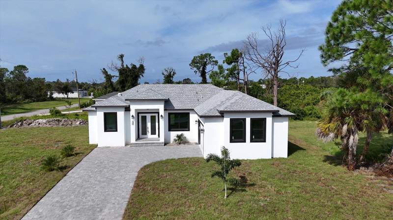 3 bedroom Single Family Residence at 200 Redwood Road, Rotonda Lakes, Rotonda West — photo 3