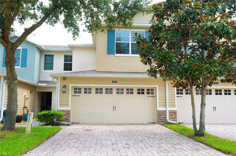 3 bedroom Townhouse at 15510 Campden Street, Stoneybrook West I, Winter Garden — photo 2
