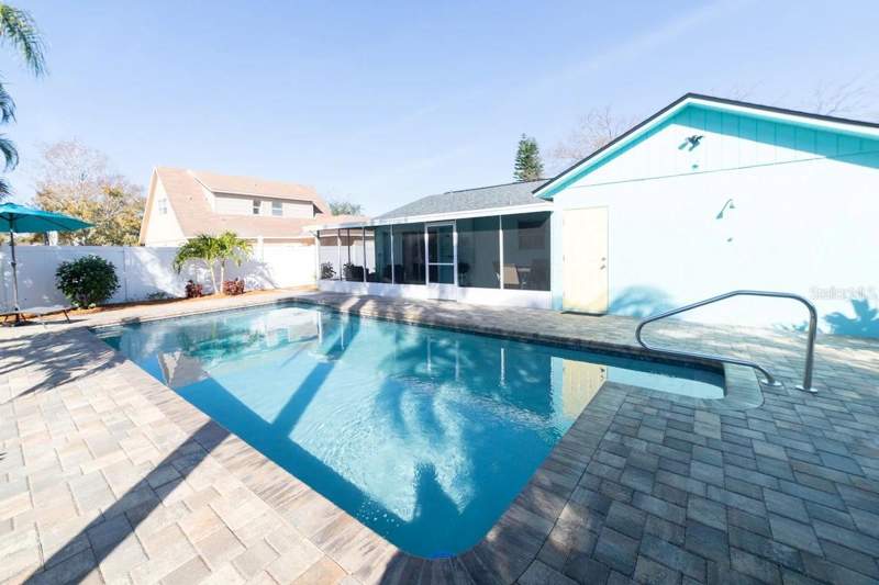 2 bedroom Single Family Residence at 12921 129th Avenue, Mill Pond, Largo — photo 2