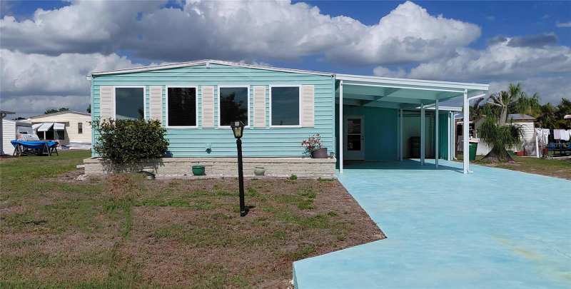 2 bedroom Manufactured Home at 1451 Blue Heron Drive, Hol Mob Estates 3rd Add, Englewood — photo 1