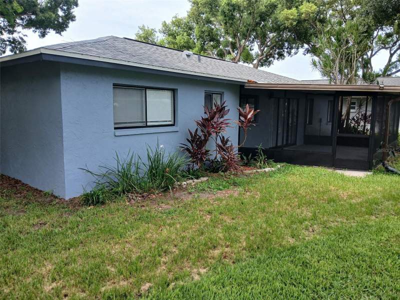 3 bedroom Single Family Residence at 12033 KAY DRIVE, SEMINOLE GROVE ESTATES WEST ADD, SEMINOLE — photo 2