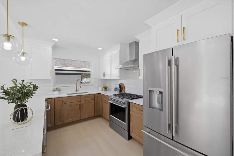 3 bedroom Single Family Residence at 1070 Captains Way, Westwinds Ph II, Tarpon Springs — photo 3