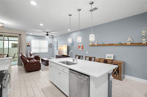 2465 Foggy Creek Circle, Clearwater FL - photo 8 of 36