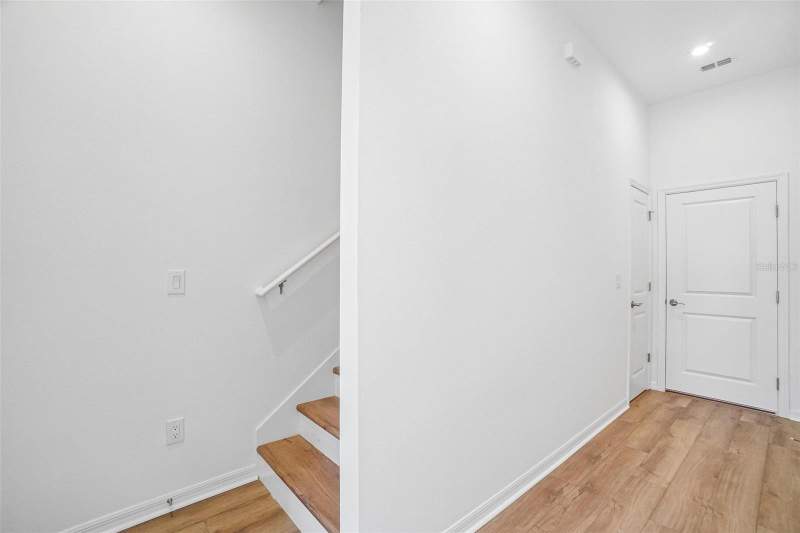 3 bedroom Townhouse at 12729 Avalon Lake Drive, Avalon Park Orlando, Orlando — photo 3