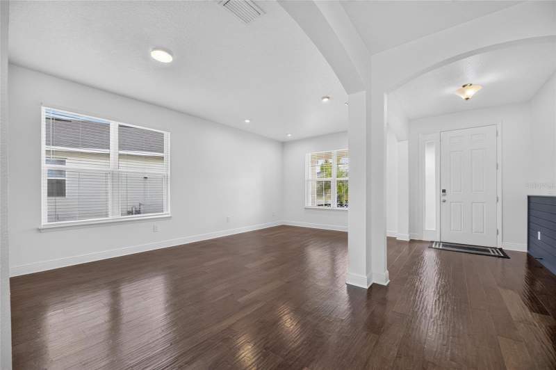 5 bedroom Single Family Residence at 12234 Blue Pacific Drive, Lucaya Lake Club Ph 3, Riverview — photo 5