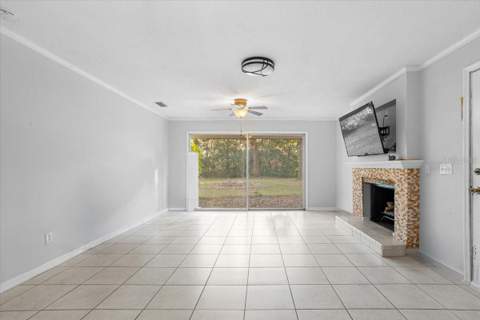 425 NW 79th Drive, Gainesville FL - photo 10 of 20